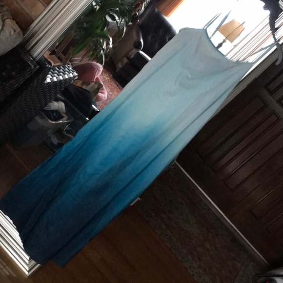 La Blanca dip cover dress - Picture 5 of 5